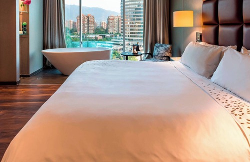 Santiago Hotel | Renaissance Santiago Hotel by Marriott