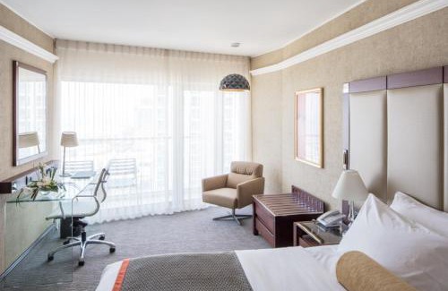 Tel Aviv Promenade Hotel | Renaissance Tel Aviv Hotel