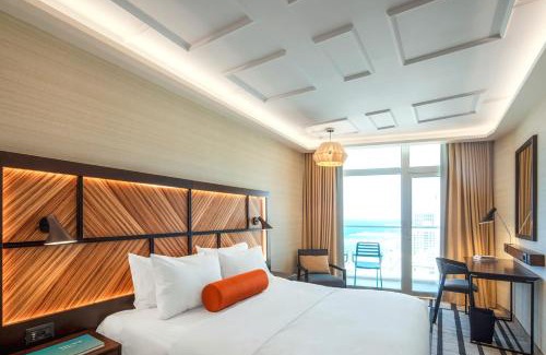 Tel Aviv Promenade Hotel | Renaissance Tel Aviv Hotel