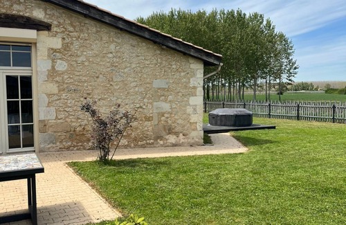 Flaujagues Casa | Renaissance Villa