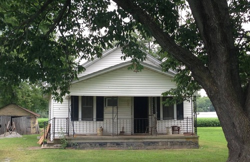 Nason Cabina | Rend Lake Caza, Pesca, Campo de cabina