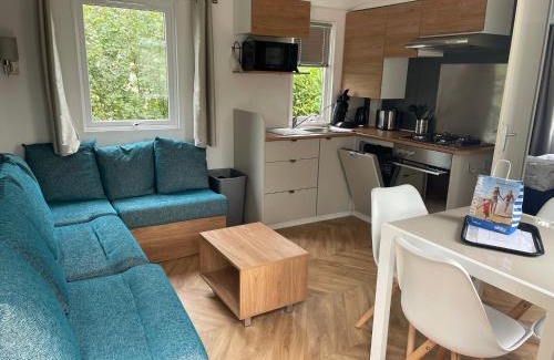 Renesse Chalet De Esquí | Renesse Chalet in family friendly area