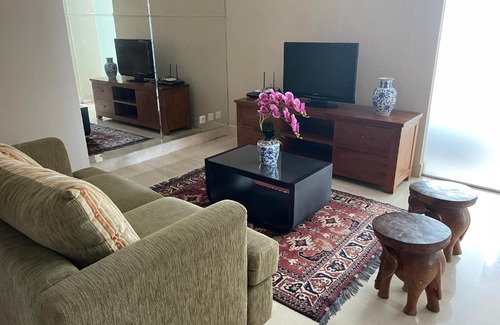 Sudirman Central Business District Apartamento | Renez Senopati Apartemen