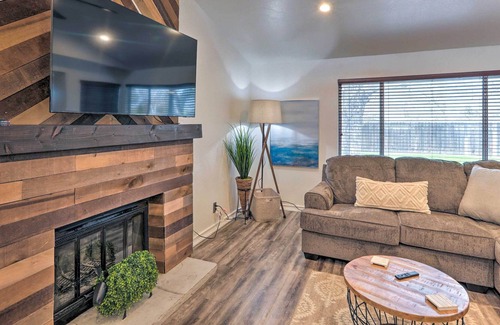 Northwest Reno Casa | Reno Home w/ Private Yard: Day Trip to Lake Tahoe!