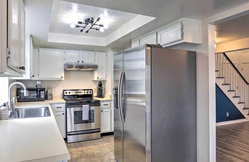 Northwest Reno Casa | Reno Home w/ Private Yard: Day Trip to Lake Tahoe!