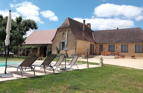 Sainte-Alvere Casa | Renovated Perigord farmhouse -wifi, 2 bathrooms.