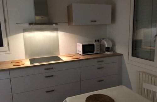 Montbrison Casa | Renovated 1960s house