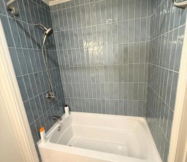 Durham Casa | Renovated 2 Bed Walltown Home Walk To Duke! B