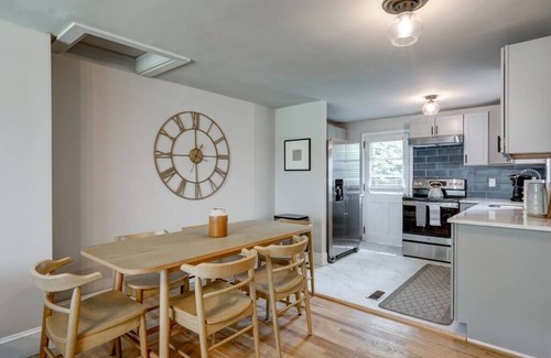 Witmer Casa | Renovated 2 BR home close to Lancaster attractions