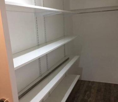 Valencia Apartamento | Renovated 2br 2tb Wifi/Netflix very near Mall QC