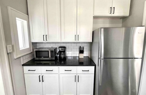 Weinland Park Casa | Renovated 3 BR- 3 K Beds- Walkable to Short North