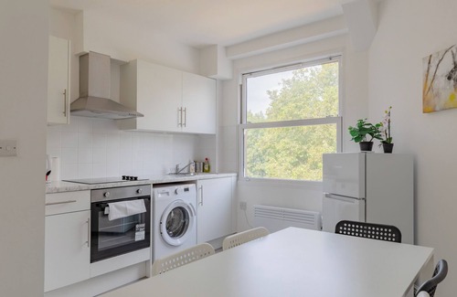 Wapping Apartamento | Renovated 3BD Flat, 16 Minutes to Tower Bridge