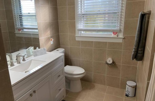 Lawrenceville Casa | Renovated 3bedroom 2.5bath 2 story house w/garage