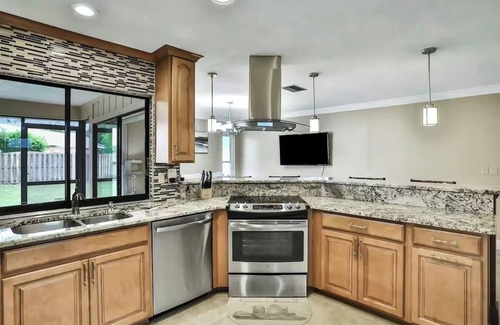 Whitfield Casa | Renovated 3BR | Dog Friendly | Pond View | W/D