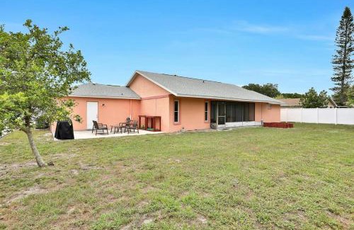 Whitfield Casa | Renovated 3BR Dog Friendly Pond View WD