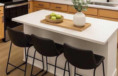 Walterhill Casa | Renovated 4BR w/2 Kitchens, Garage +Fenced Yard, Relocation & Extended Stays