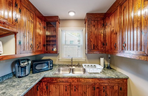 Midtown Casa | Renovated abode close to downtown with patio, W/D & enclosed yard - dog-friendly