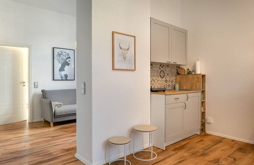 Bad Oeynhausen Apartamento | Apartamento renovado con Netflix y cama con somier
