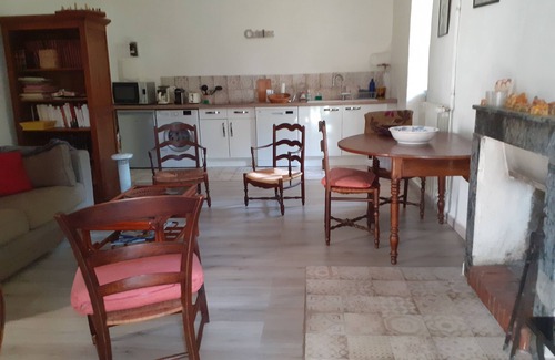 Calenzana Apartamento | piso reformado en casa burguesa