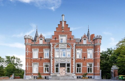 Gesves Casa | Renovated appartment in Castle