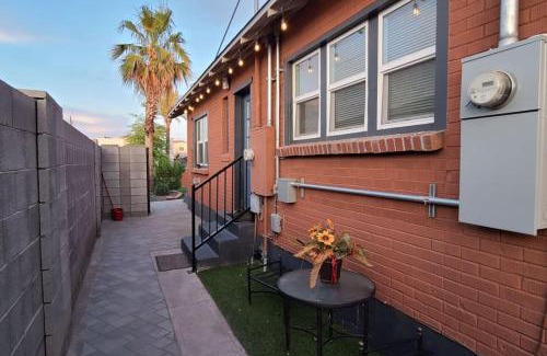 Garfield Apartamento | Renovated APT Downtown Phoenix Beautiful Patio