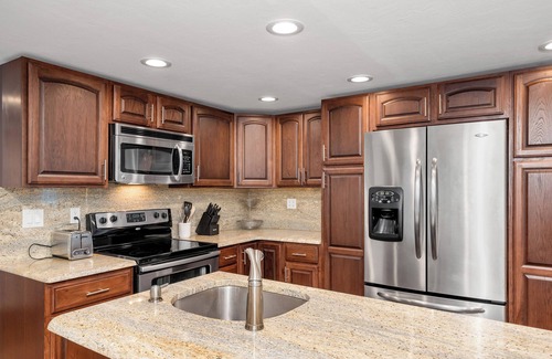 Moultonborough Casa | Renovated Balmoral Winnipesaukee Sleeps 8 Pet Friendly AUGUST 16TH SPECIAL