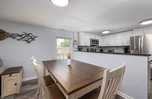 Villas Casa | Renovated Bay Duplex Kayaks Fishing Poles Beach Equipment!
