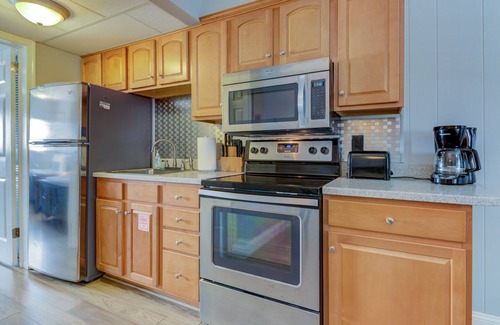 Admiral Estates Condominio | Recientemente renovado Beach Block W Ocean View & Pool - ¡Ahora reserva para 2020!