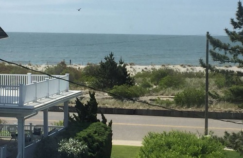 Admiral Estates Condominio | Recientemente renovado Beach Block W Ocean View & Pool - ¡Ahora reserva para 2020!