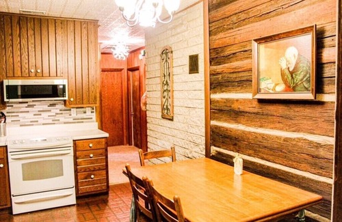 Lake Junaluska Cabina | Cabaña renovada en el lago Junaluska!