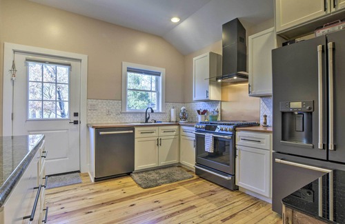 Carrboro Casa | Renovated Carrboro House with Deck & Fire Pit!