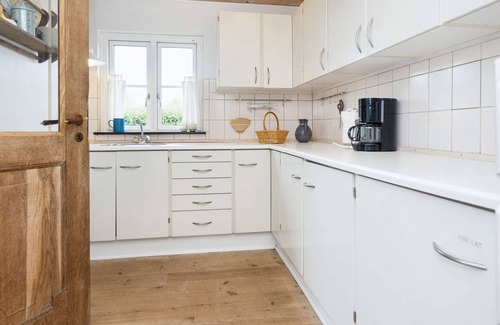 Hvidbjerg Strand Casa | Renovated Cottage Near Beach - By Traum Ferienwohnungen