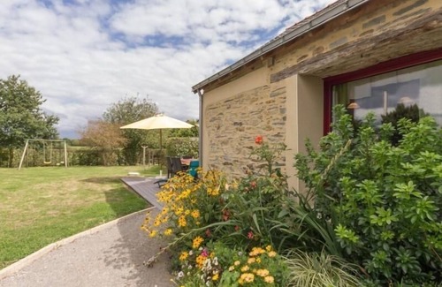 Vay Cabaña | Encantador casa rural con jardín cerca de Nantes, ideal para familias