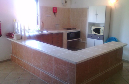 Aljezur Apartamento | Amplio apartamento en la planta baja cerca de las mejores playas de la costa oeste del Algarve