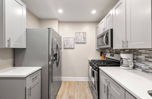 Peachtree Center Apartamento | Renovated Downtown High Rise 2 Bedroom apartment with Free Parking- 2101