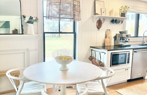 Northville Otro | Renovated Farmhouse on Vineyard w/ Heated Pool, mins from Beach + Farm