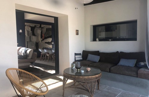 Saint-Denis-les-Bourg Otro | Renovated farmhouse with garden and swimming pool