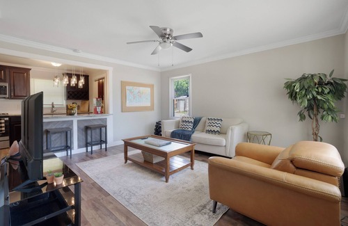 Rock Hill Casa | Renovated Gem Mins to Downtown Rock Hill