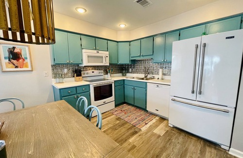 Port St. Joe Casa | Renovated Gulfview townhome just Steps to the Beach!
