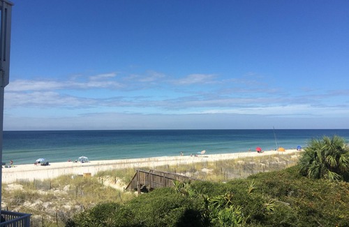 Port St. Joe Casa | Renovated Gulfview townhome just Steps to the Beach!