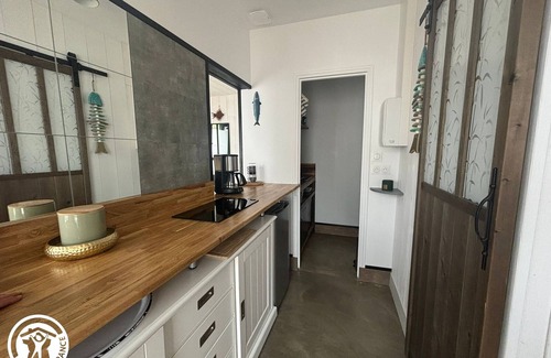 Les Sables d'Olonne Cabaña | Casa renovada cerca de la playa con patio privado, bicicletas y equipamiento para bebés