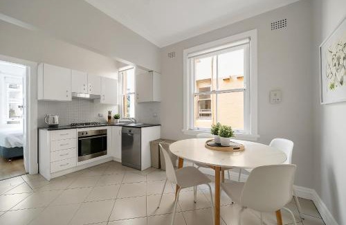 Manly Apartamento | Renovated Harbourfront Home With Harbour Views