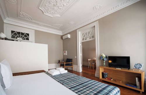Guimaraes Apartamento | Renovated historic apartment! The charm of yesteryear in the heart of the city.