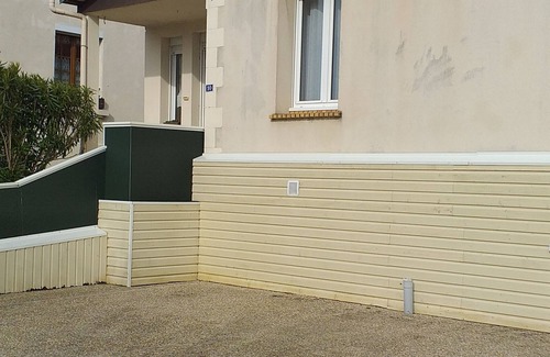 Martin-Eglise Casa | Renovated house with terrace next to the owners