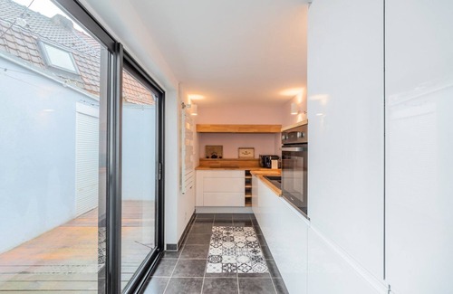 Flers-Breucq Casa | Renovated house with terrace 3 bedrooms.