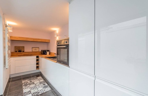 Flers-Breucq Casa | Renovated house with terrace 3 bedrooms.