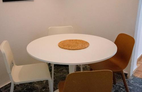 Kypseli Apartamento | Renovated Kypseli Apartment