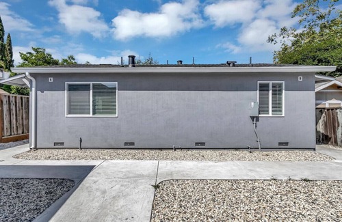 Northside Casa | Renovated l Near SJSU l Downtown SJ l Modern