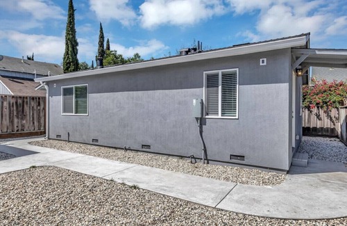 Northside Casa | Renovated l Near SJSU l Downtown SJ l Modern