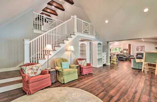 Big Creek Casa | Renovated Lakeside Home with Private Boat Dock!